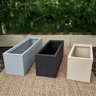 Maceta jardinera con rotomoldeada